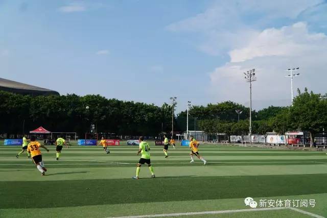 广东男篮新教练组揭晓，徐杰等七名球员注册成功，黄明依在吉林试训中